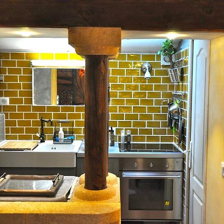 La Maisonnette Romantique Юзес Экстерьер фото