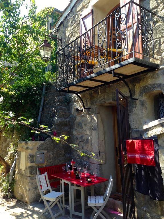 La Maisonnette Romantique Юзес Экстерьер фото
