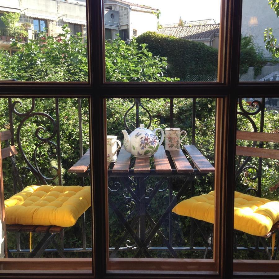 La Maisonnette Romantique Юзес Экстерьер фото
